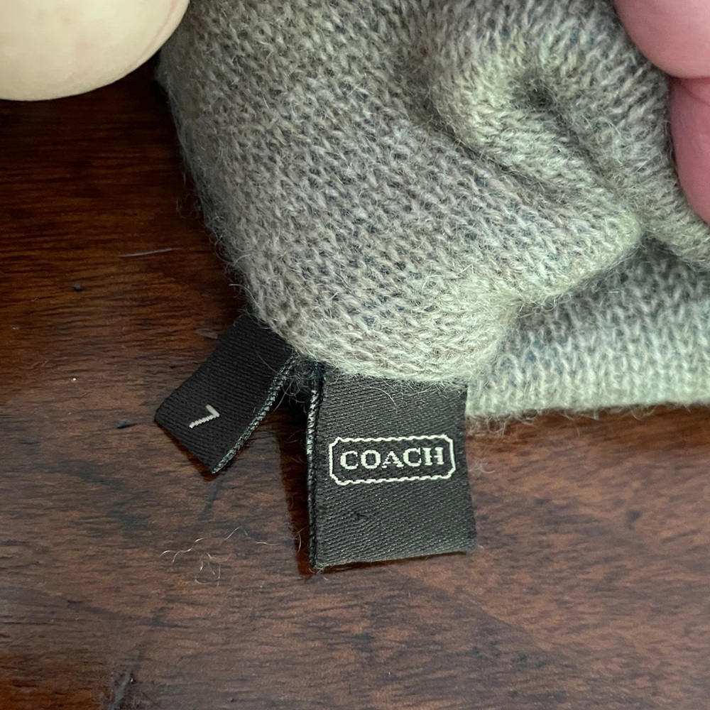 Coach light Blue Leather Gloves with Silver Accents - Picture 5 of 6